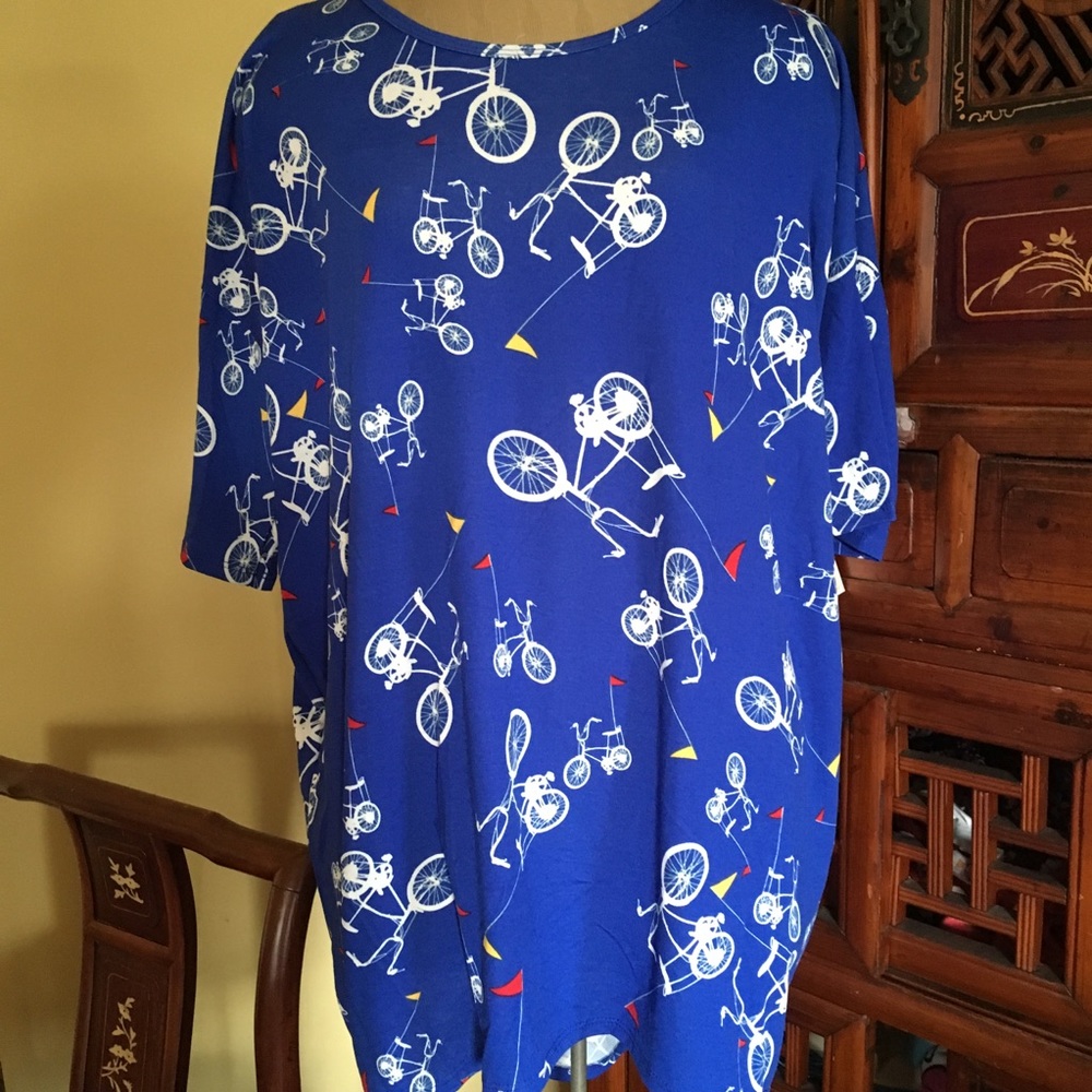 LuLaRoe Blue Graphic Tunic